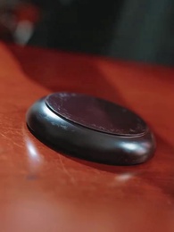 ตอนที่ 1 - บาปใต้แสงสว่าง