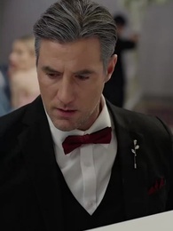 [مدبلج]ابنة تشعل القاعة في عيد ميلادها - Episode 23