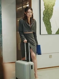 Divorced, Now a Billionaire’s Granddaughter - Episode 5