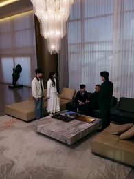 Episode 14 - [Dubbed]Heiress & The Courier: A Delivery of Love