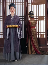 Episodio 46 - De ruina a poder