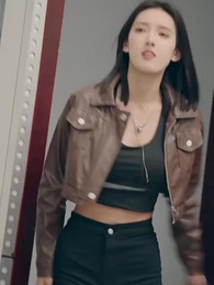 Invincible Dragon: The Sisters' Protector - Episode 60