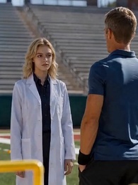 How to Dump a Quarterback Star - Episode 10