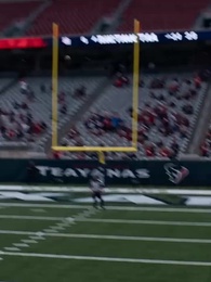 How to Dump a Quarterback Star - Episode 1