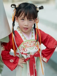 野外撿福寶，紈絝王爺被旺成皇帝 - Episode 58