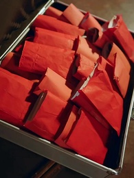 Episode 61 - Back to the 60s: From Rags to Riches