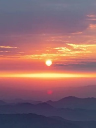 Episode 63 - Back to the 60s: From Rags to Riches