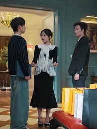 Tập 17 - Tình Yêu Trong Vòng Xoáy Quyền Lực