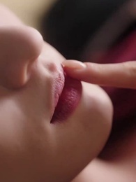 Dao Sắc Kề Cạnh Gối - Episode 3