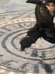 開局一個爹，兒子全靠收 - Episode 23