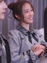 我病弱真千金，會億點玄學怎麼了 - Episode 74