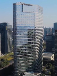 Épisode 17 - Le Retour Triomphal