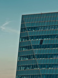 第76話 - [吹替]手遅れの愛/～捨てられた女王の逆襲～