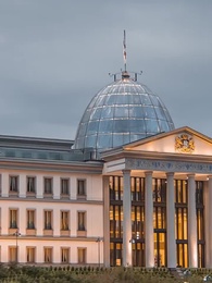 第62話 - [吹替]手遅れの愛/～捨てられた女王の逆襲～