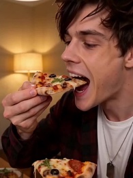 أنت اخترت التوسع، أنا اخترت البقاء - Episode 18