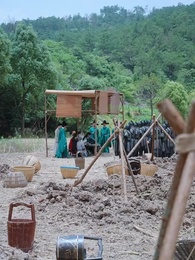 Tiểu Thần Thổ Địa Và Bảy Ngày Cứu Quốc - Episode 8