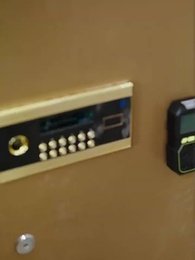 Серия 11 - Моя жена любит йогу