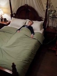 Épisode 2 - Aime-moi quand je ne suis plus là 