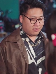 From Rural Outcast   To Billionaire Heir - Episode 72