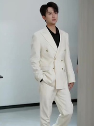 Episode 70 - Mob Boss to National Treasure