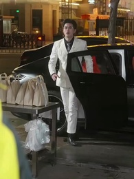 Épisode 4 - [Doublé]Papa, Arrête les Livraisons !