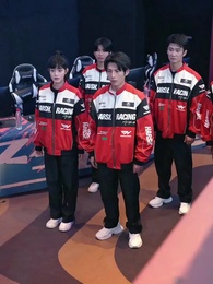 eスポーツ女王の復讐:恋もゲームも、負けない - Episode 30