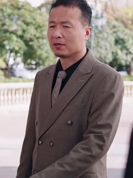 Episode 20 - The Arcane Order Elder  Takes Me Antiquing