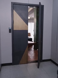 Episode 39 - The Arcane Order Elder  Takes Me Antiquing