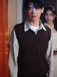 The Arcane Order Elder  Takes Me Antiquing - Episode 4