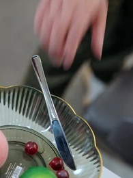 Серия 3 - Силён, но не показываюсь