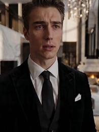 Episode 9 - The Mafia Boss Chose His Assistant, So I Ran Away