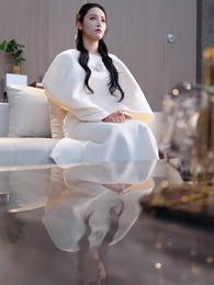 Серия 7 - Чужой среди своих: Десять лет спустя