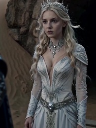 The Desert King’s Oasis Luna - Episode 13