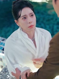 Bersinar tanpa cinta - Episode 45