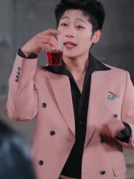 Bodyguard?  Peerless Heartthrob! - Episode 62