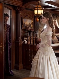 I Left for the Royal City, he Regretted Madly - Episode 18