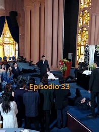 Episodio 33 - [Doblado]Paz en el Reino, Caos en el Corazón