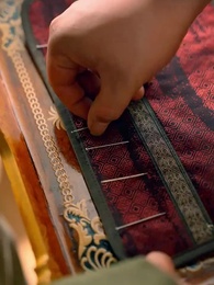 Episod 1 - Suara Hati Terbongkar, Aku Jadi Anak Emas Istana