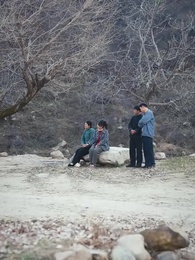 Bajo la Tierra Corría Vida - Episode 53