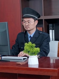 透視神眼現世，警花追著我跑 - Episode 45