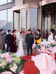 第10集 - 前女友大婚,我開蘭博基尼送外賣