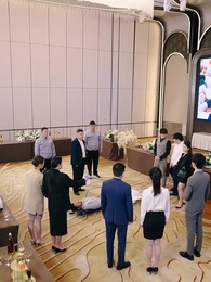 前女友大婚，我開蘭博基尼送外賣 - Episode 71