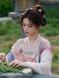 In Her Shadow, In the Palace - Episode 53