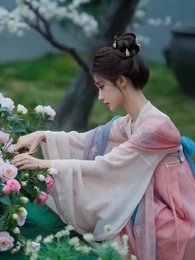 In Her Shadow, In the Palace - Episode 26