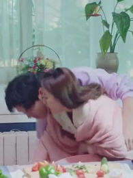 ใครขโมยจูบแรกของฉัน - Episode 35